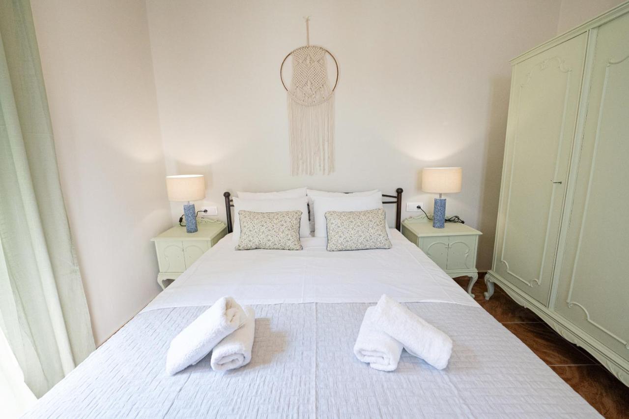 Sunny Yard Apartments Poros Town Bagian luar foto