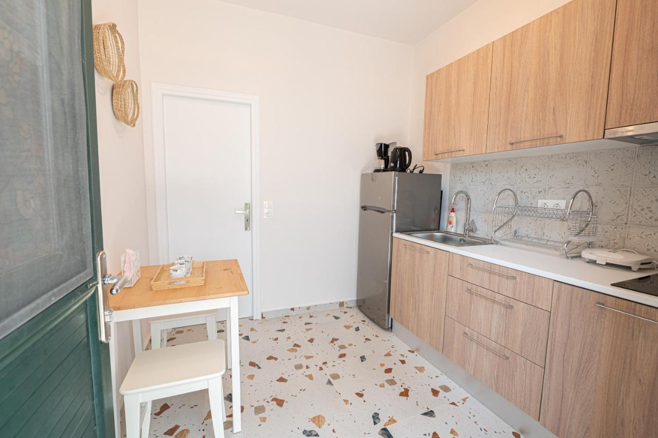 Sunny Yard Apartments Poros Town Bagian luar foto