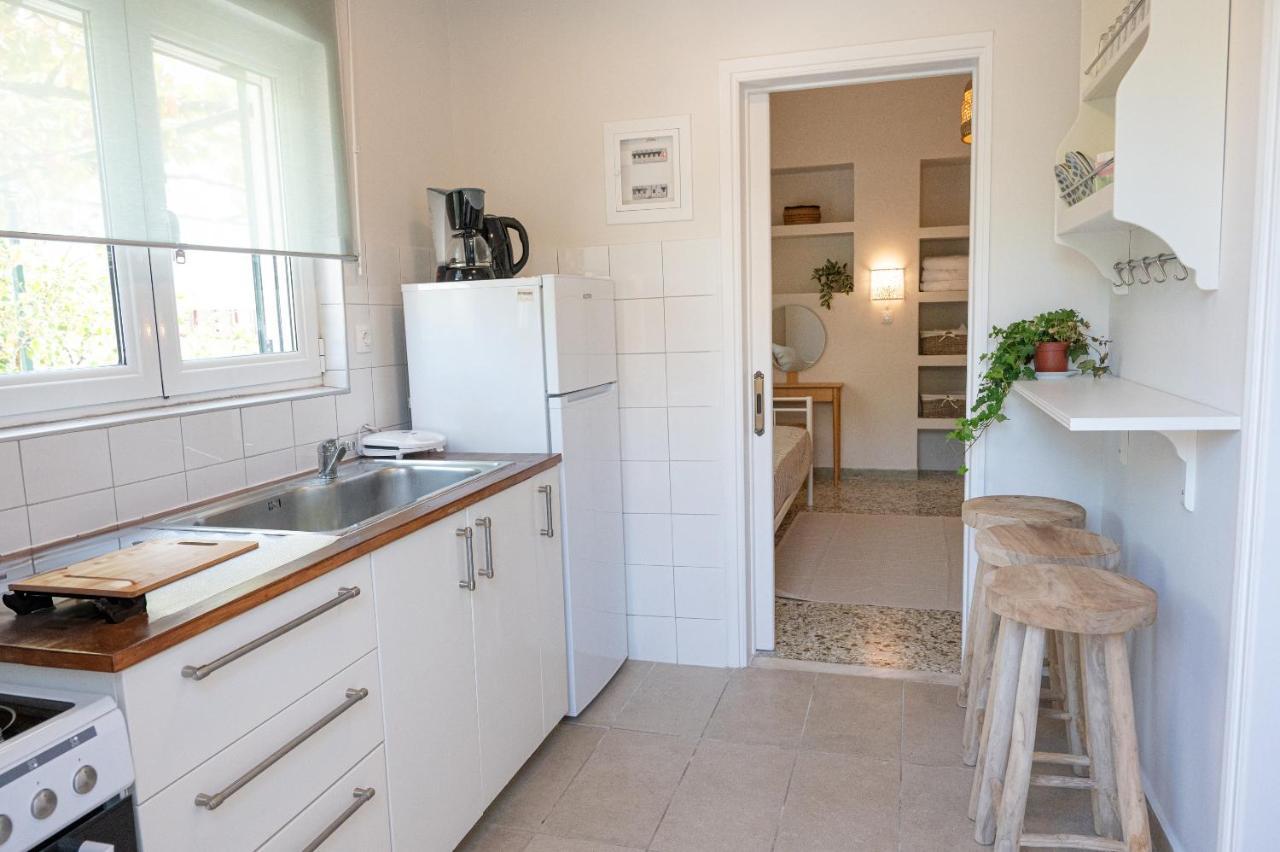 Sunny Yard Apartments Poros Town Bagian luar foto