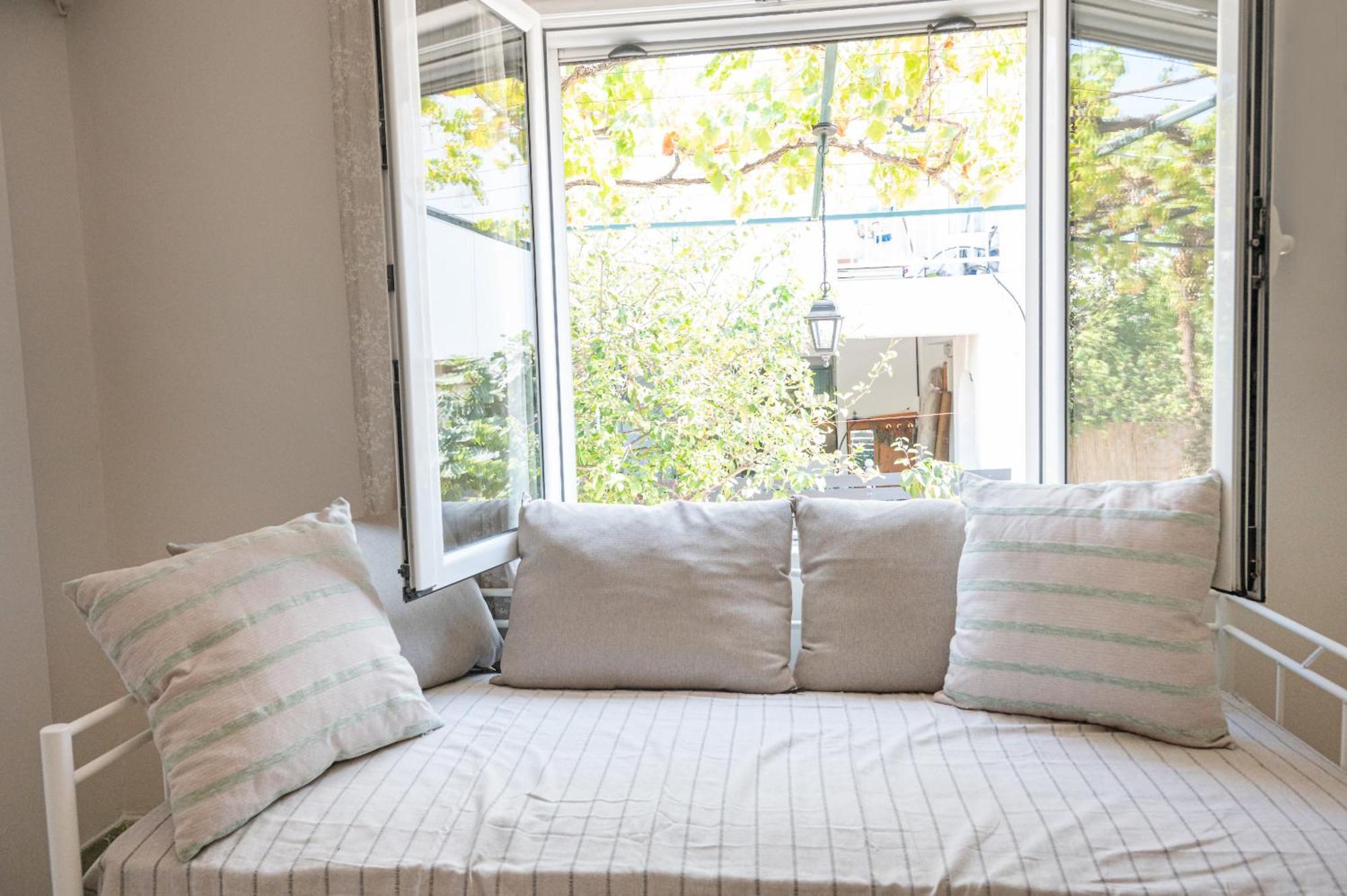 Sunny Yard Apartments Poros Town Bagian luar foto